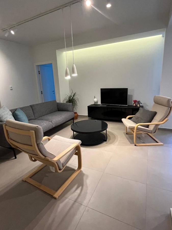 Fofi'S City Center Apartment 卡瓦拉 外观 照片